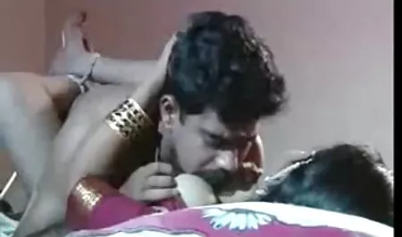 काले बाल वाली, कामोत्तेजक, एच. डी., मूठ मारना, छोटे चूंचे, अकेले, हिंदी ब्लू फिल्म ब्लू पिक्चर खिलौने, झरना