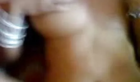 लड़कियों के एक पेड़ के नीचे एक पार्क में पेशाब हिंदी सेक्सी फिल्म चाहिए हिंदी सेक्सी फिल्म