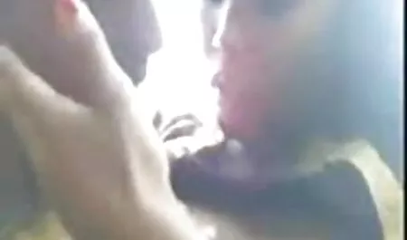 दो छोटी लड़कियों को पूरी सेक्सी फिल्म खेलने वाली तरह से एक दूसरे का आनंद