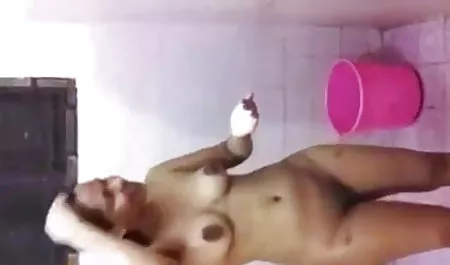 संचिका गर्म महिला उसके लंपट काले शरीर का उपयोग करने सेक्स फिल्म सेक्सी फिल्म सेक्सी फिल्म का दिखावा ।