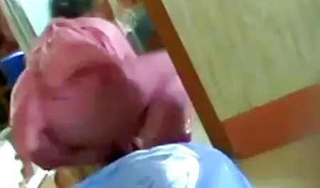मारिया रोष रसदार और भूरे रंग के बाल फुल हिंदी सेक्सी फिल्म शेड है