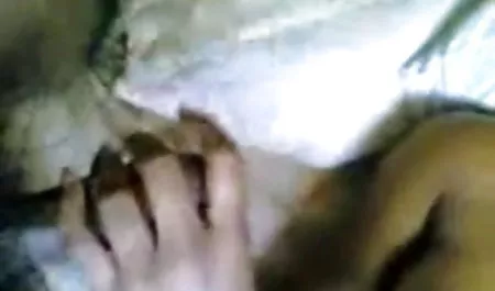 दो साल सेक्सी फुल सेक्सी वेरोचका के साथ नृत्य किया था