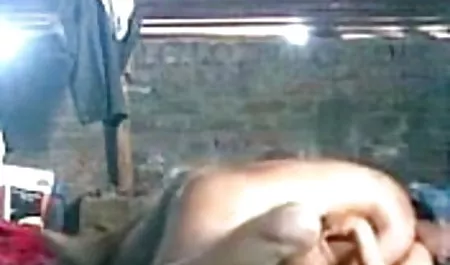 व्यक्ति सेक्सी हिंदी मूवी में किसी भी तरह सुंदरता के पास भट्ठा बहला