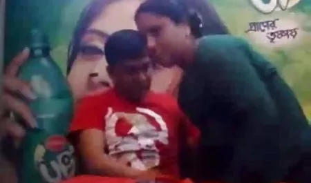 मिला फॉक्स उसके बेटे सेक्सी हिंदी फुल मूवी गुदा कौमार्य दे दिया
