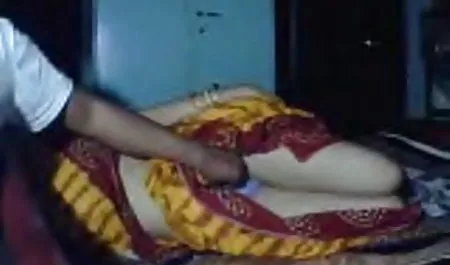 सेनिया हमेशा उदार अजनबियों की सेवा करने के लिए खुश सेक्सी फिल्म दिखाइए हिंदी है