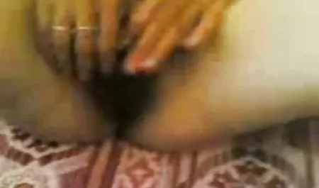 वह अपनी गुड़िया बीपी सेक्स फिल्म पेंट और लड़की विस्फोट