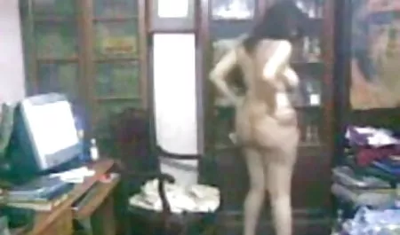 गली में सेक्सी दिखाइए पिक्चर नग्न नग्न