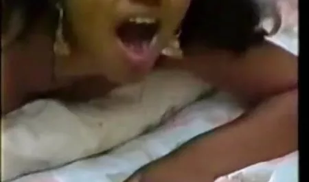 समलैंगिकों बाथरूम में हस्तमैथुन ब्लू मूवी सेक्सी इंडियन और बिस्तर चाटना