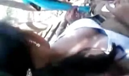 जूते में अपनी पत्नी के साथ बफ सेक्सी हिंदी फिल्म बीडीएसएम खेल