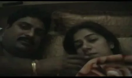 शराबी मोजे के फुल मूवी वीडियो में सेक्सी साथ स्नान क्लब में