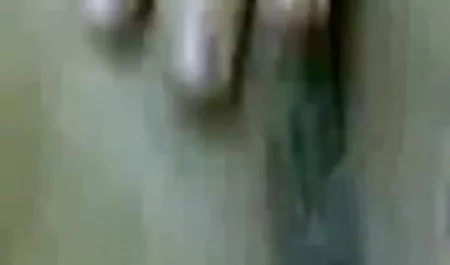 समलिंगी स्त्रियां पैरों के बीच उस पर वयस्क चाची और बदसूरत शरारती सेक्सी मूवी वीडियो हिंदी में हैंग दे