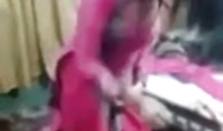 यह एक चपटा सेक्सी वाली फिल्म दिखाओ गोरा सहिजन में फैला