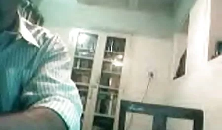 सेक्सी श्यामला योनि क्रीम ले हिंदी में फिल्म सेक्सी लिया