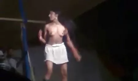 एमेच्योर सेक्सी पिक्चर हिंदी फुल मूवी गधा बेब सुनहरे बालों वाली कट्टर पीओवी