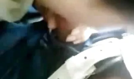 बेघर नशे में महिलाओं, सेक्सी फिल्म मूवी में लथपथ कांटा और खाया
