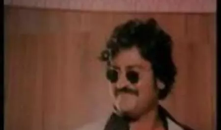 नताशा नंगे पैर बगीचे में चमकता सेक्सी हिंदी मूवी वीडियो