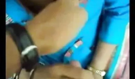 अनाड़ी मरीना दो लोग डेटिंग कर अंग्रेजी सेक्स फिल्म हिंदी में रहा था