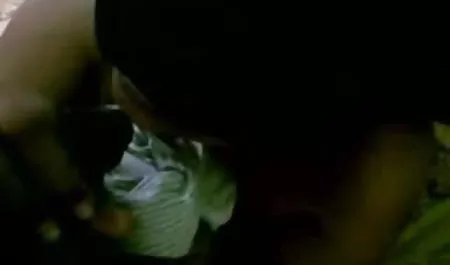 मेरे स्मार्ट सेक्सी पिक्चर पिक्चर हिंदी लड़की की कोशिश कर रहा है