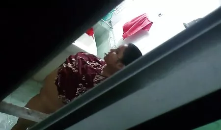 चुड़ैल ईवा एंजेलीना मालिश करने के फिल्म हिंदी सेक्सी फिल्म लिए आया था
