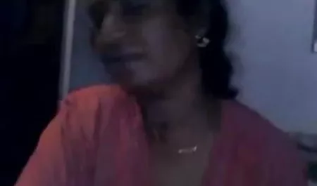 मुंह में भारतीय हिंदी ब्लू फिल्म दस मिनट जीभ और कवि