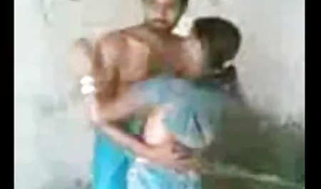 युवा गोरा के सेक्सी पिक्चर दिखाओ वीडियो लिए बहुत मोटा जीभ