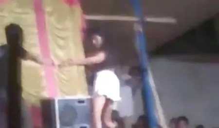 चश्मा लड़की हिंदी में सेक्सी बीएफ मूवी लेडीज इनरवियर श्यामला