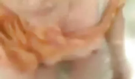 वह शहर के माध्यम से नंगे पांव चला सेक्सी हिंदी फिल्म सेक्सी हिंदी फिल्म वीडियो गया