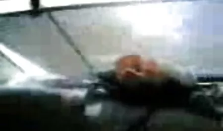 बच्चे घर सेक्सी फिल्म वीडियो पर लाया