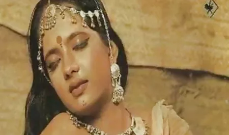 रूसी सेक्सी फिल्म चाहिए सेक्सी लड़की ब्लश (घर का बना)