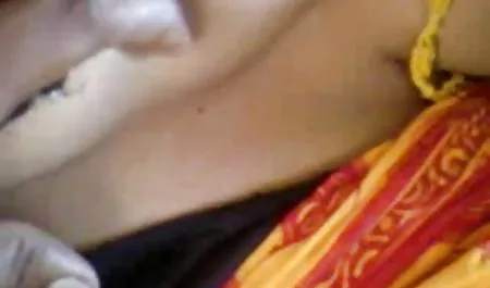 अनुभव श्रेक वह कमजोर Pidh Kiara कोल के साथ एक सेक्सी फिल्म वीडियो पर मोटी मुर्गा