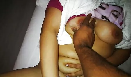 जूलिया जो जल्दी में उसके सदस्य हस्तमैथुन कर दिया मदद करने सेक्सी पिक्चर हिंदी फिल्म के लिए
