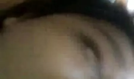 गुदा सेक्स और सुंदर कुतिया के साथ बॉबी देओल सेक्सी फिल्म मंदी