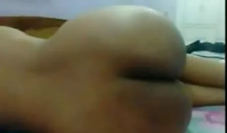 बैंगनी कुतिया उसके भोजपुरी सेक्सी हिंदी मूवी गुदा में हो जाता है